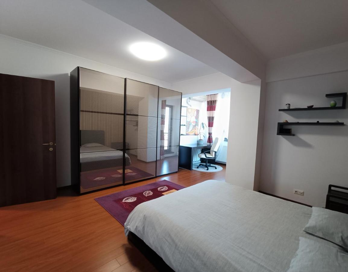 Aria Premium Apartment Bucarest Esterno foto
